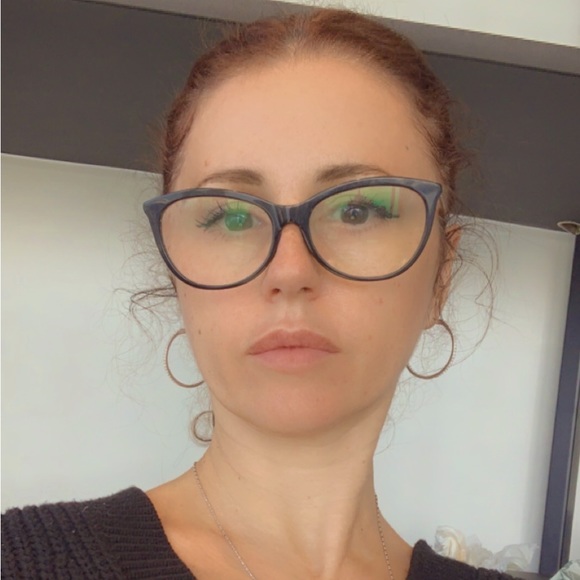 Meet your Posher, Cristiana - Picture 1 of 1